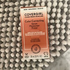 COVERGIRL Orange Primer for a Radiant Finish